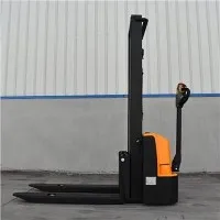 מלגזת מערם משטחים חשמלית 3 מטר